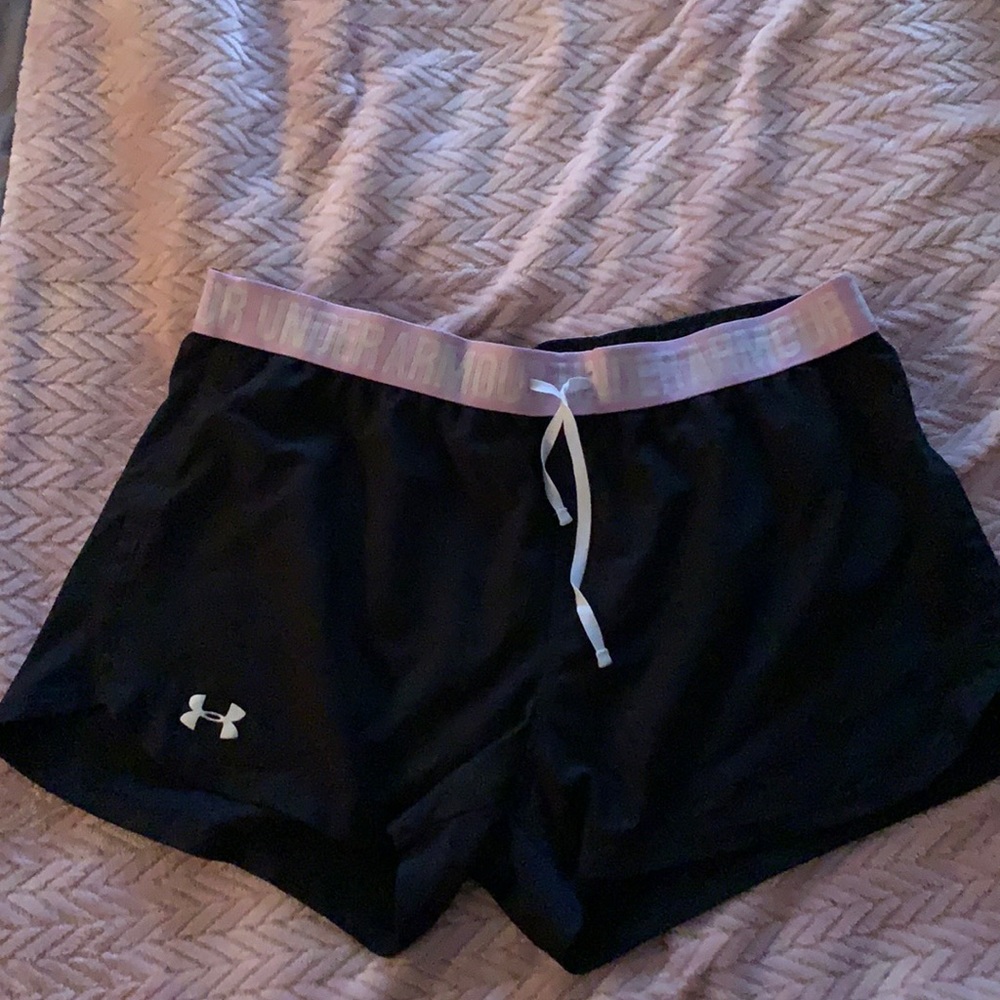 Under Armour Loose Shorts